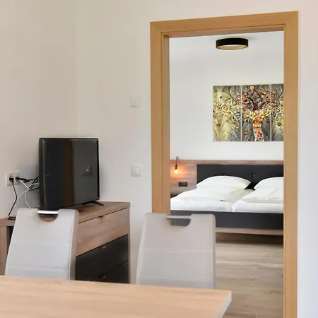 Georgenhof Guest house Cermes